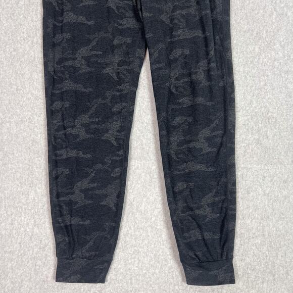 Vuori Medium Long Black Camo Performance Jogger Pockets Drawstring 4 Way Stretch - Picture 3 of 12